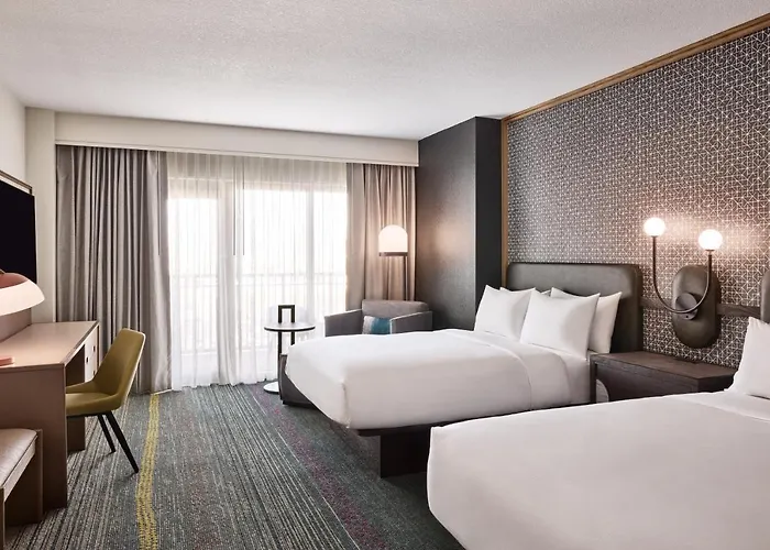 Renaissance Phoenix & Conference Center Hotel