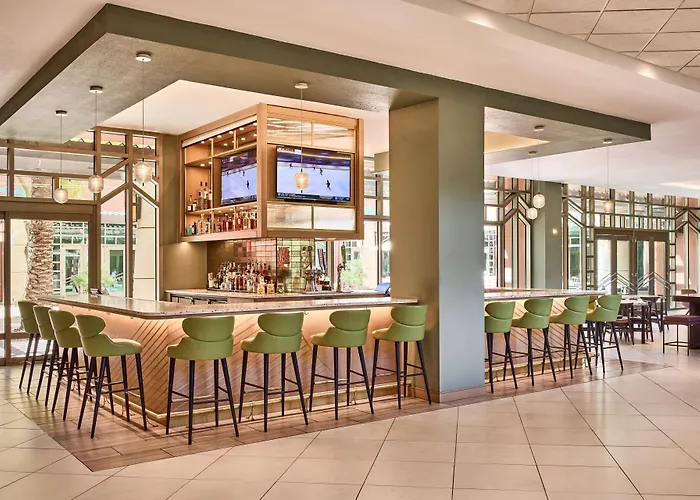 Renaissance Phoenix & Conference Center Hotel